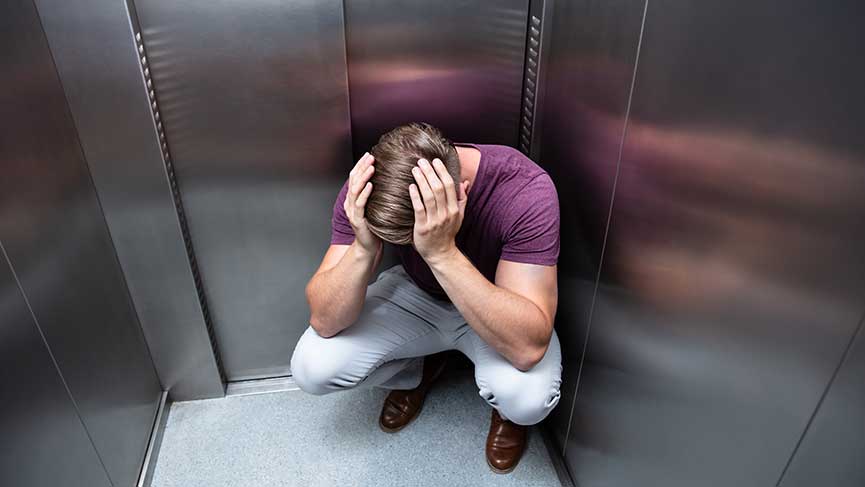 What Is Claustrophobia? How To Deal With It?